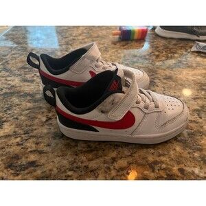 Nike size 11 low borough